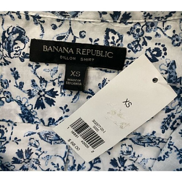 Banana Republic floral print blouse - NWT - Picture 3 of 4